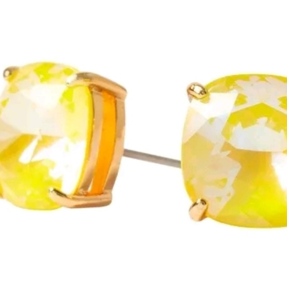 origami owl earrings New (gold Carla studs